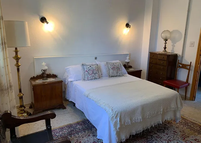 Habitaciones Con Piscina Privada En Casa De Campo, Granada