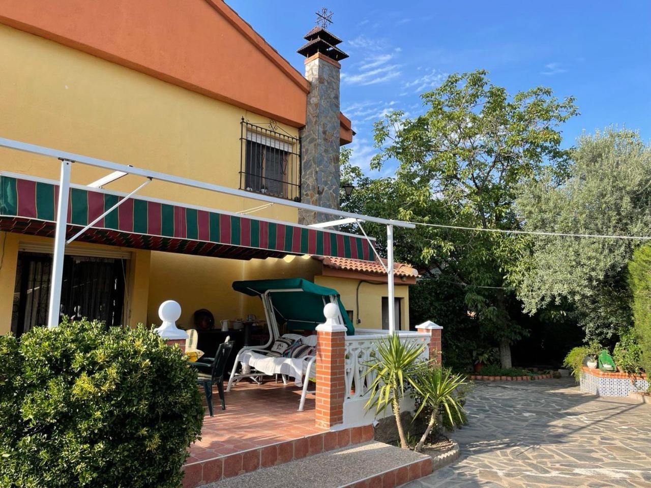 Con Piscina Privada En Casa De Campo, Granada Country house Alhendin