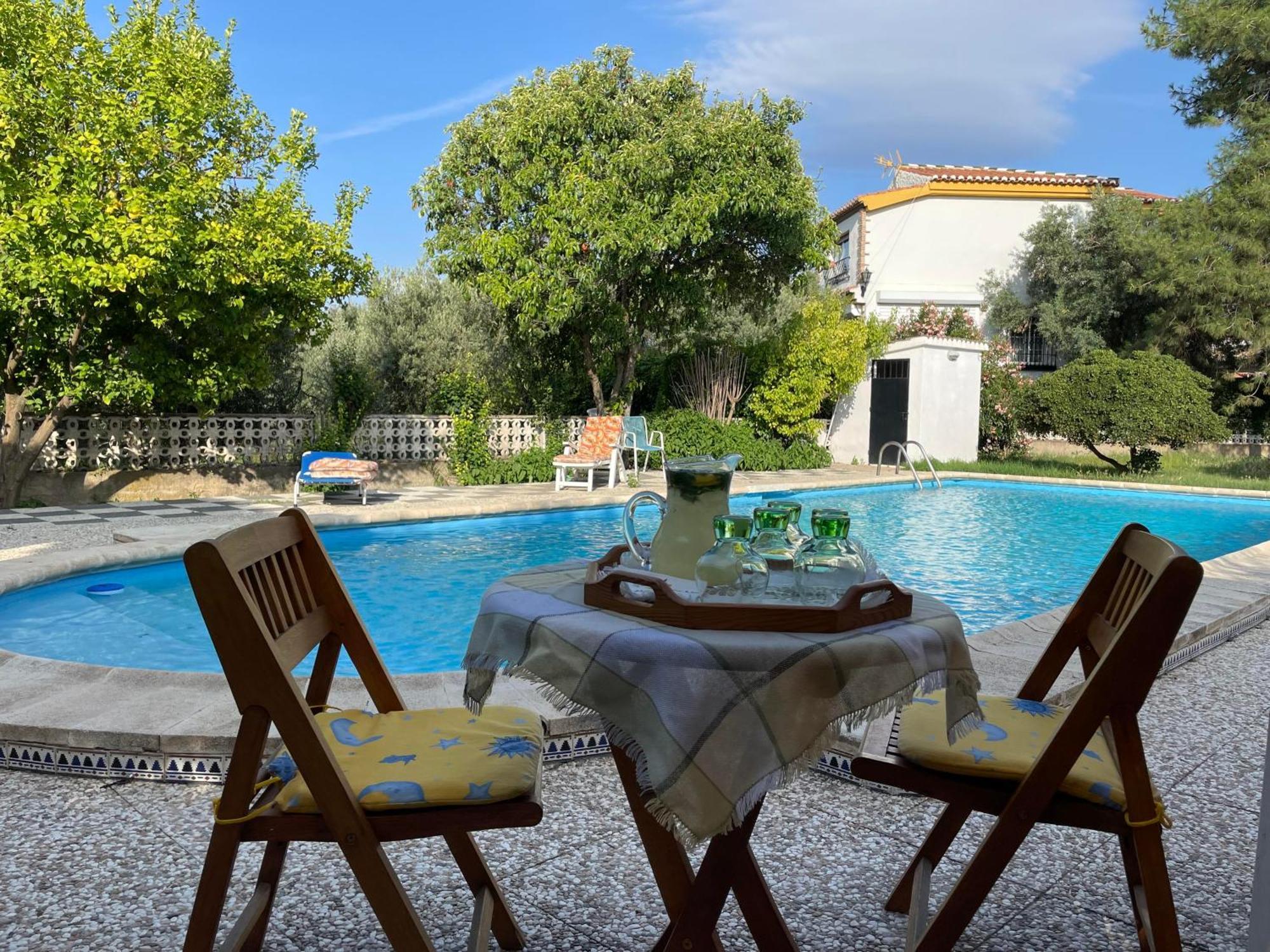 Con Piscina Privada En Casa De Campo, Granada